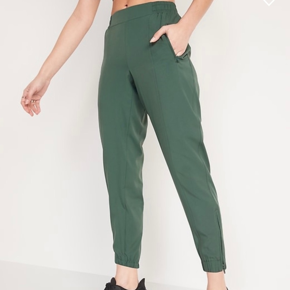 Old Navy Stretchtech joggers